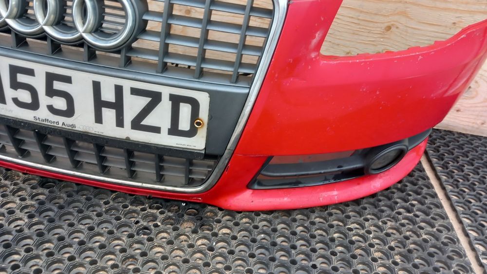 Audi A4 B7 S-Line  Zderzak Przód  Halogen Ly3J