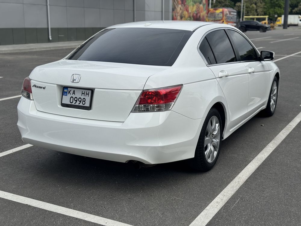 Продам Honda Accord 2008