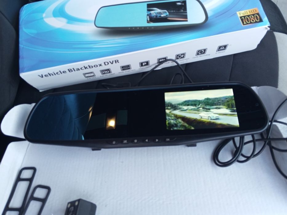 Зеркало відеореєстратор 12v.-24v. + камера задня + флешка 32Gb.