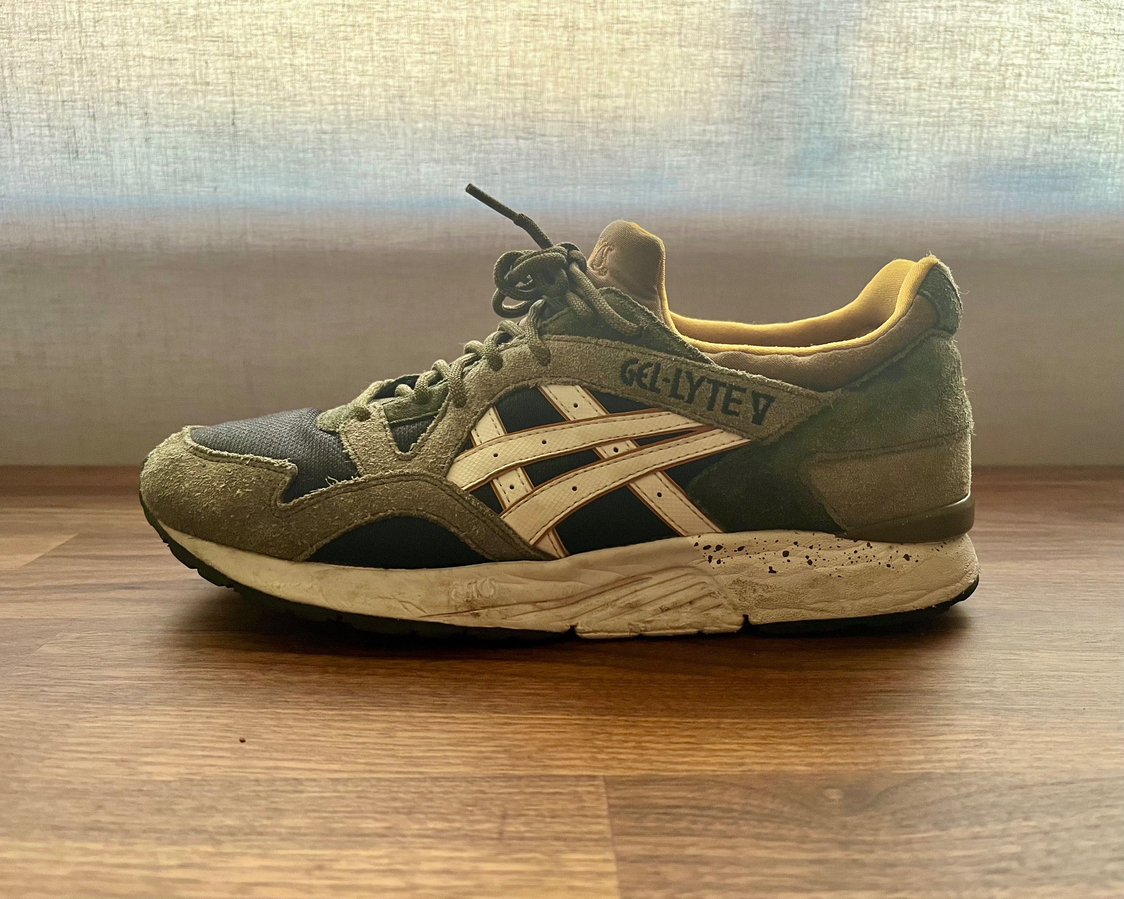 Ténis ASICS Gel Lyte V - tamanho 45 (11 1/2 US)