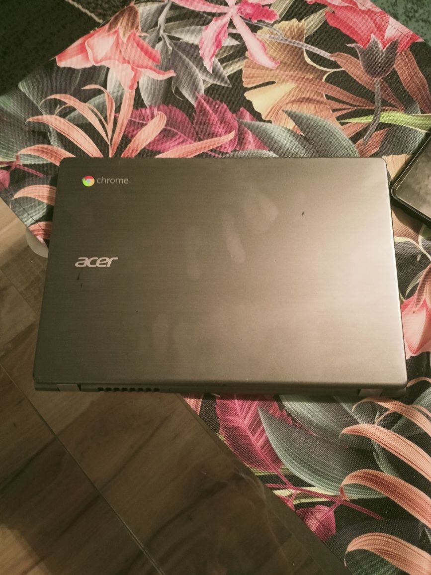 Chromebook Acer,stan bardzo dobry.