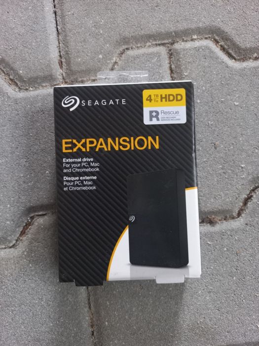 Dysk zewnetrzny 4TB seagate Nowy