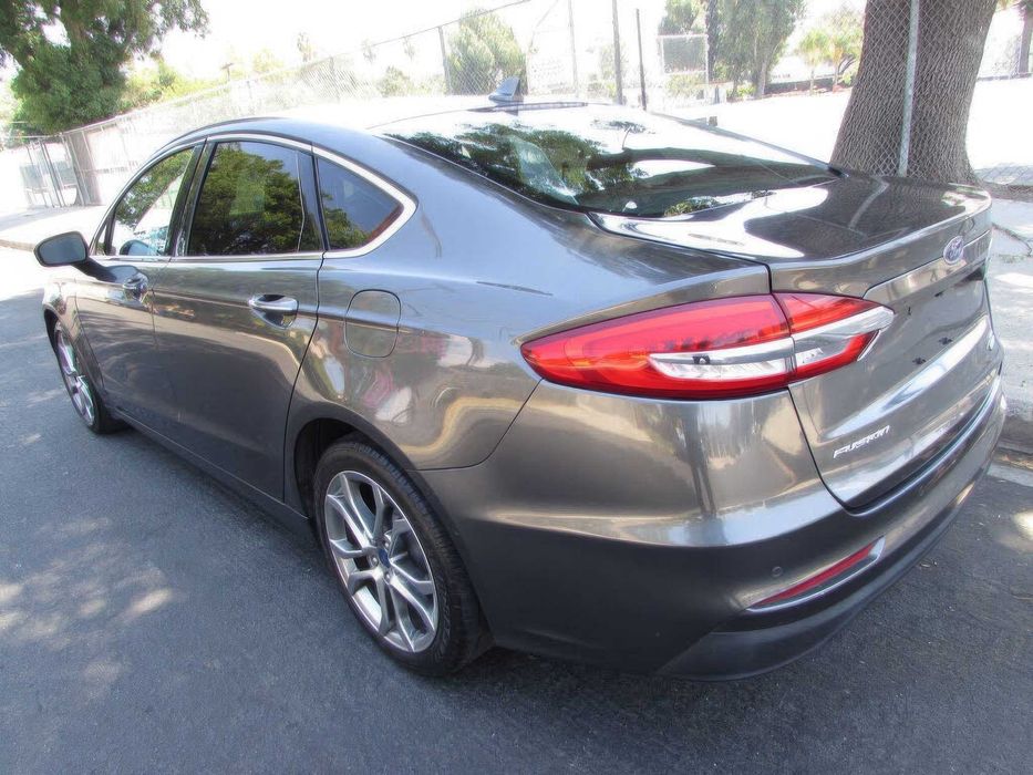 Ford Fusion SEL      2019