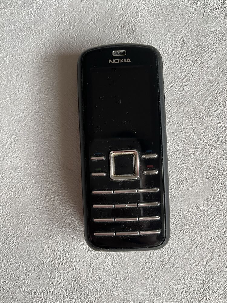 Nokia 6080 + ładowarka i słuchawki