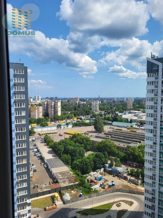 Продам 2 комн 61м2 Черемушки в ЖК Скай Сити! Будова. Дом сдан!