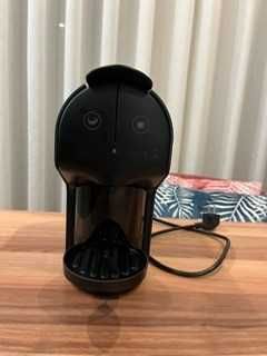 Máquina de Café DELTA Q Quick Antracite -garantia 08 de abril de 2025