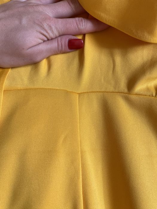 Вечірня сукня