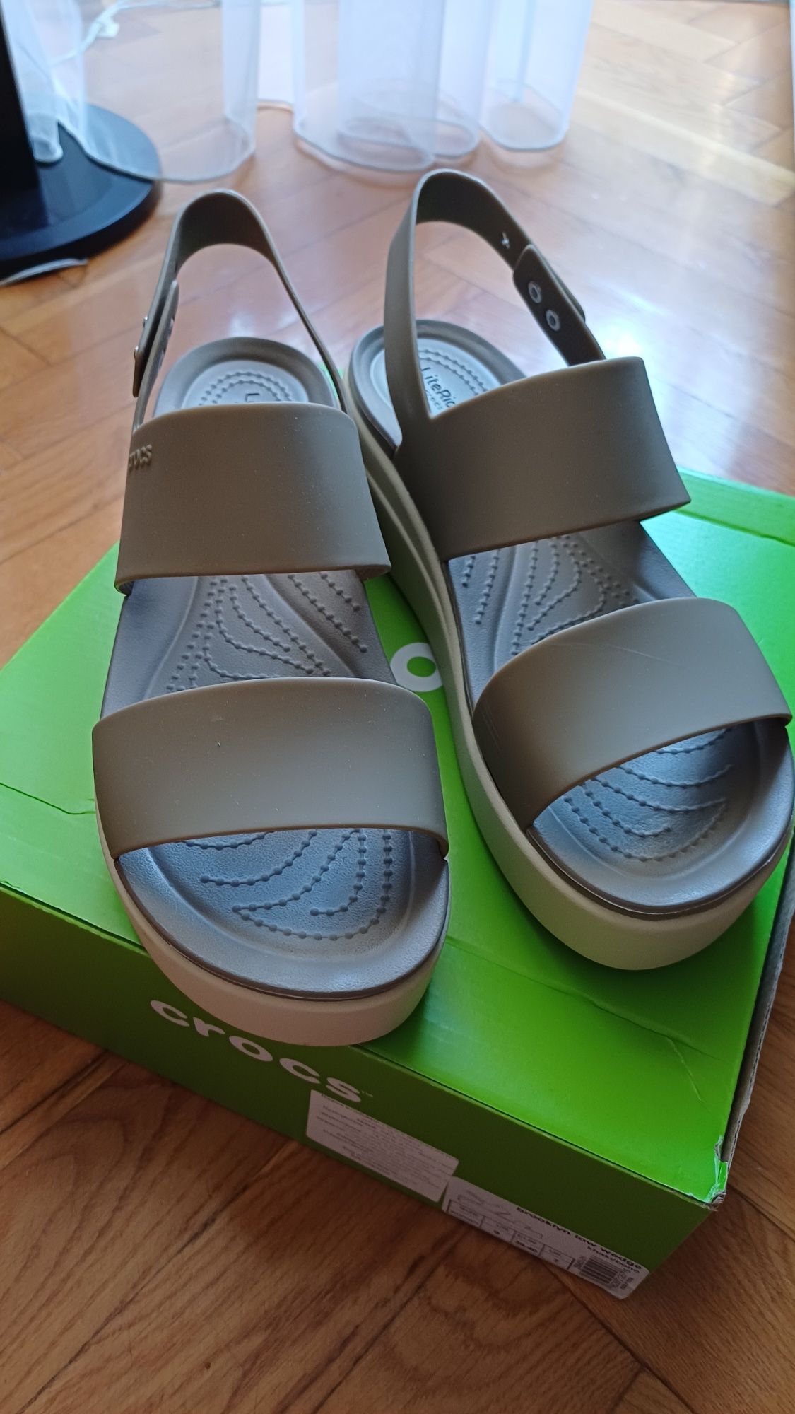 Crocs Sandały damskie rozmiar 38-39
