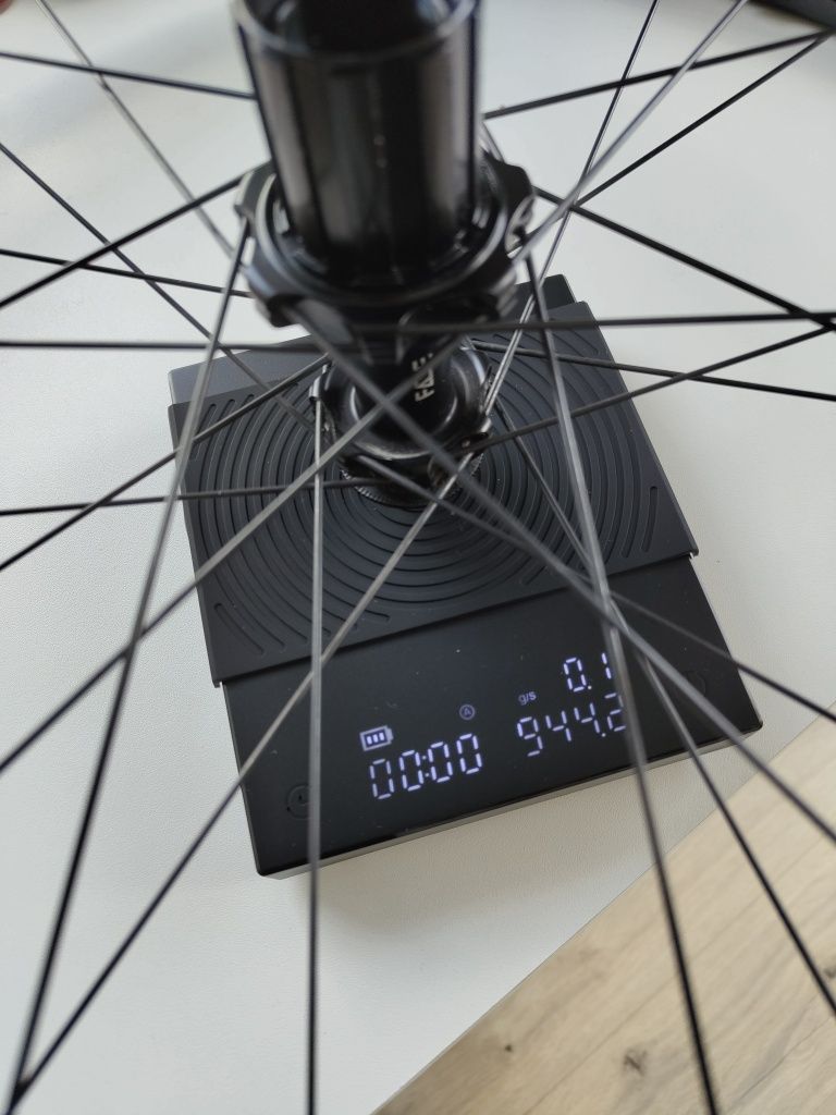 Wheelset Newmen Performance X.R. 25 622x25c, tarcza, sztywna oś