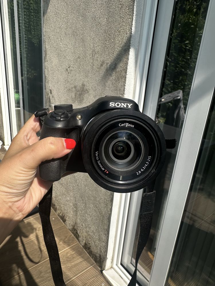 Sony Exmor R 20.4 megapixels