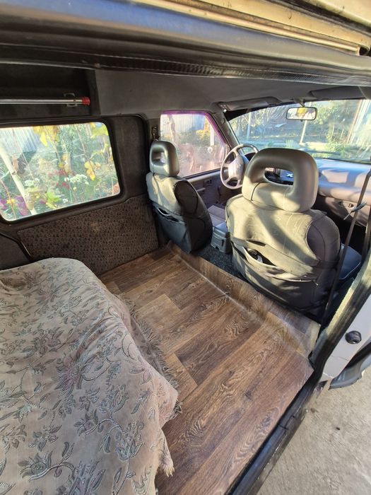 Продам бусик Nissan Vanette