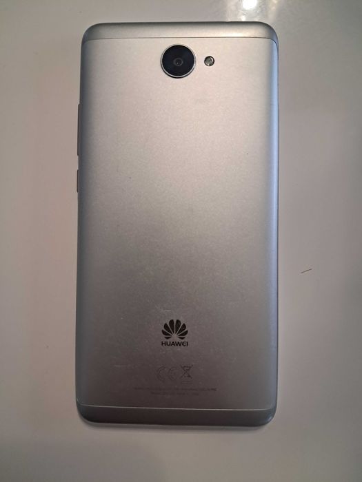 Telefon huawei Y7