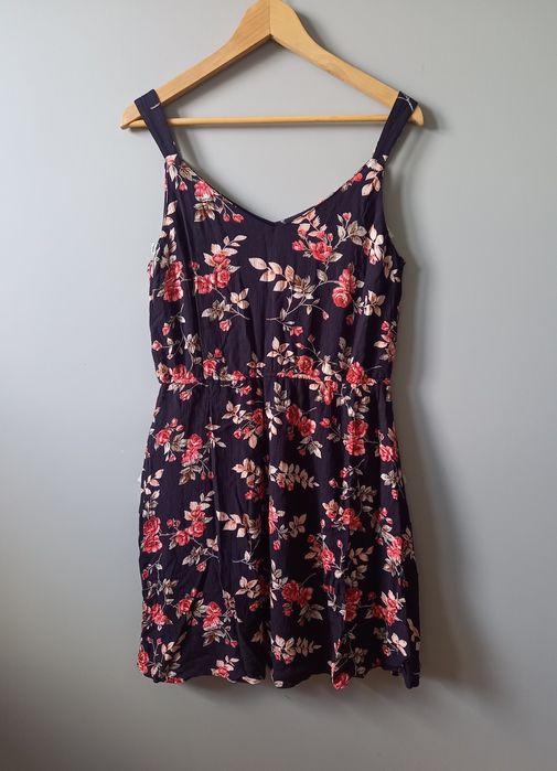 Zestaw letnich damskich ubrań Orsay S