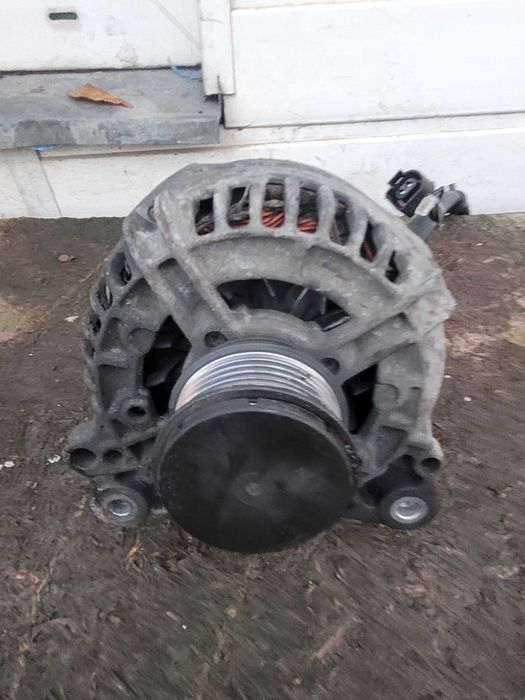 alternator kompletny sprawny golf audi 1,9 tdi ATD 120A