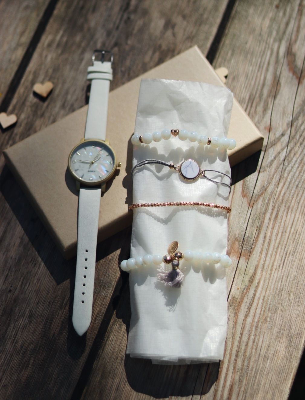 Biżuteria nowa damska zegarek plus bransoletki idealne na prezent
