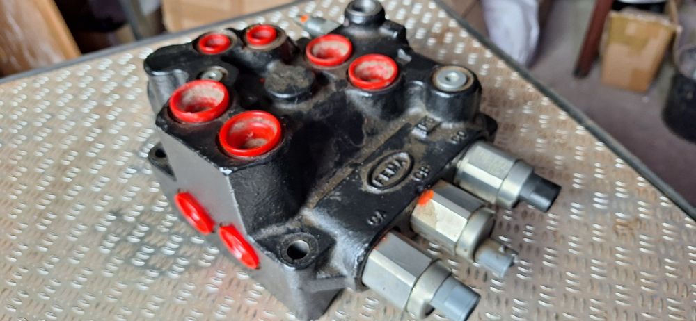 John Deere elektrohydrauliczny zawór układu kierowniczego Auto Track