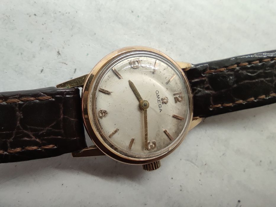 Zegarek Omega  złocony sprawny