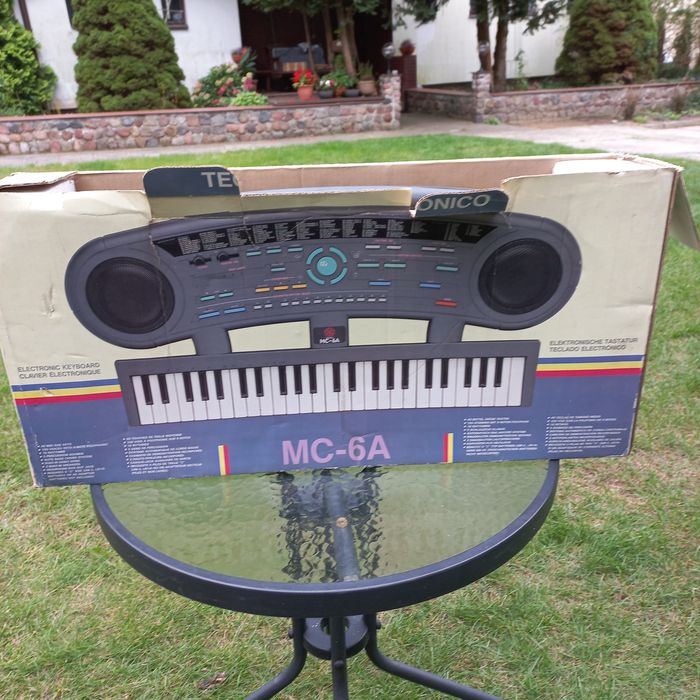 Organy z dawnych czasów.