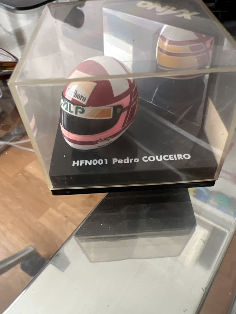 Miniaturas F1, motos capacete