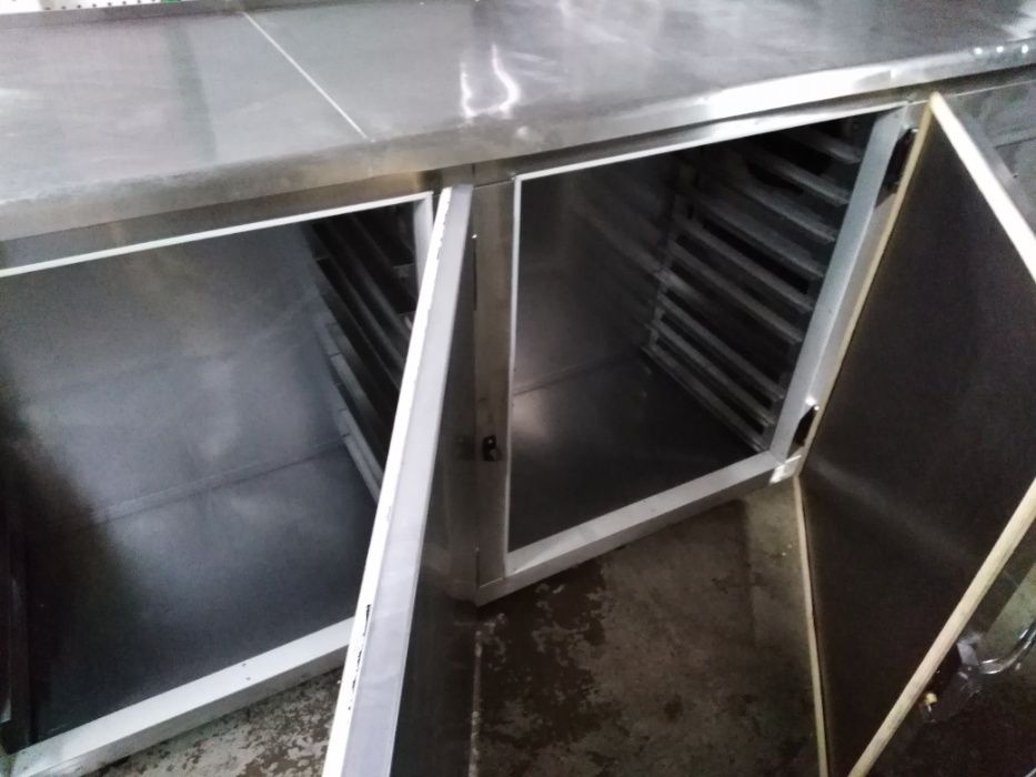 Balcão de Refrigeração inox 3 portas capacidades para 30 Tabuleiros