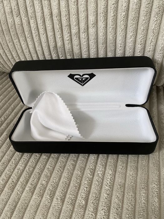 Etui na okulary Roxy