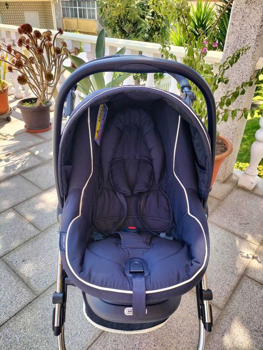 Trio carrinho BÉBÉCAR azul marinho com Isofix