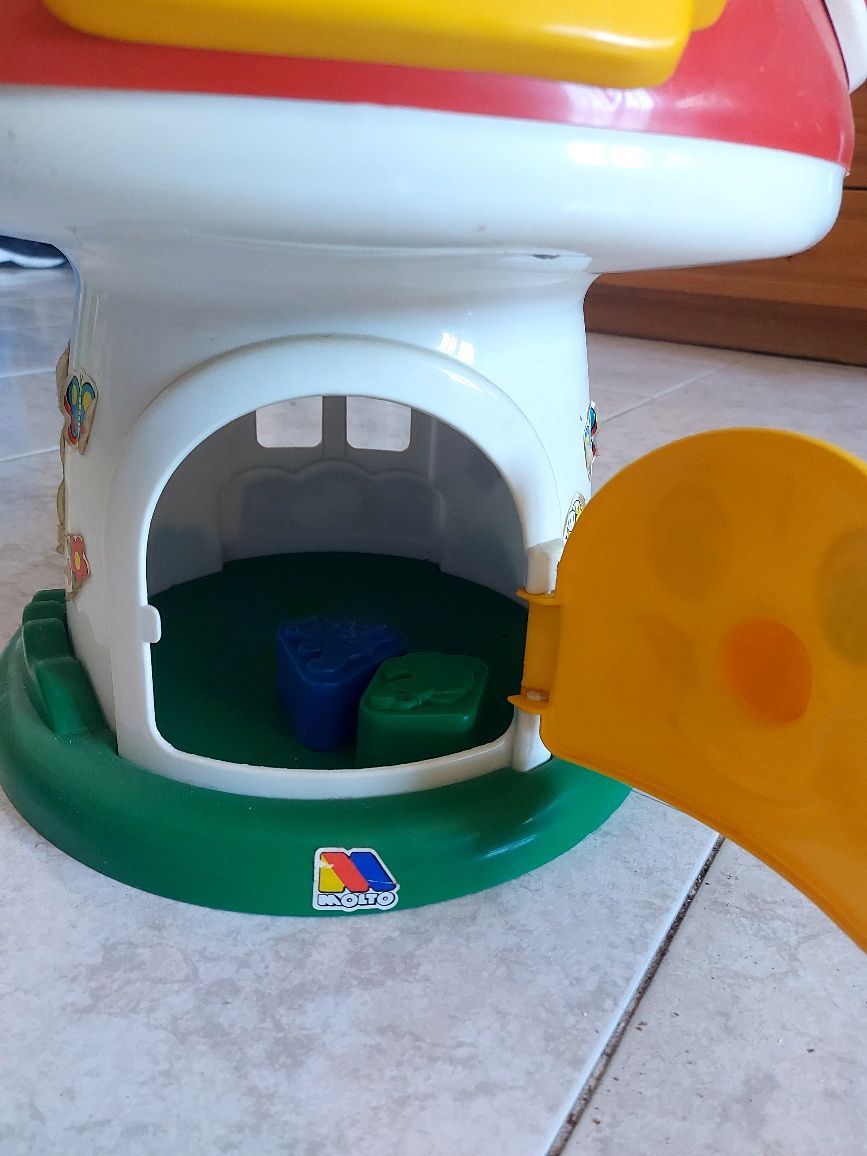 Brinquedo/arrumação para bebé