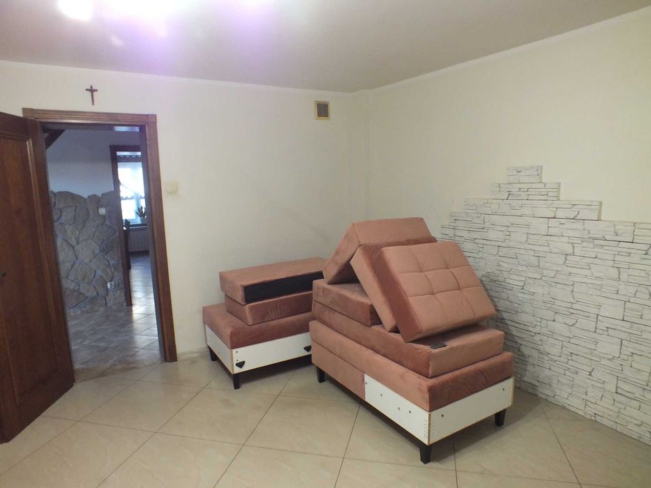 Narożnik z funkcją spania roczny mało używany