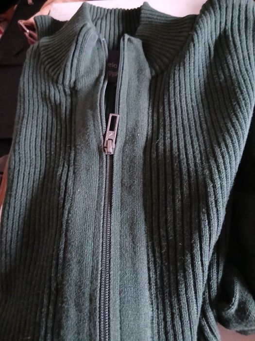 Roupa homem S sem uso