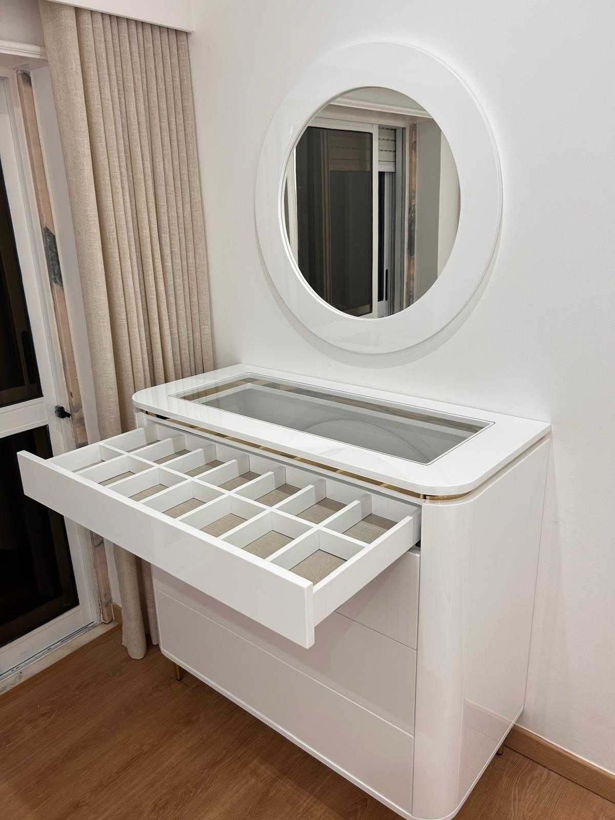 Cama Casal Estofada + Mesas Cabeceira NOVO - FABRICA