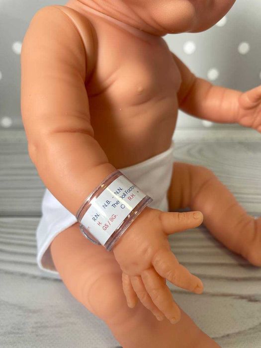 Іспанський пупс реборн дівчинка хлопчик у підгузку Nines d`Onil, 43 см