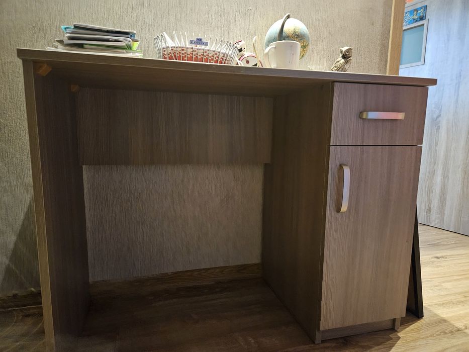 Biurko, solidne stolarz