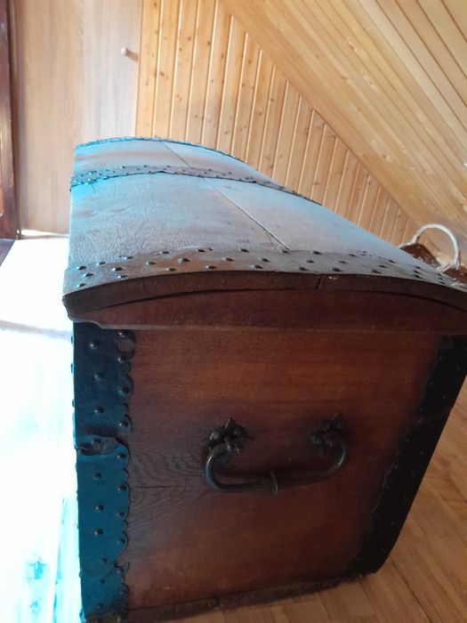 Skrzynia drewniana duża 1784 rok wykonania na styl piracki