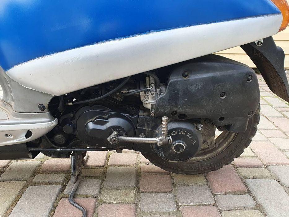 Скутер Honda Tact AF51