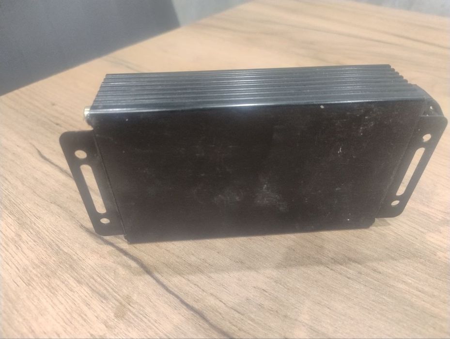 AudioControl LC2i Лінійний конвертер з коректором басу (2-канальний)