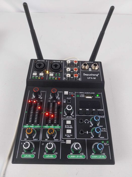 Mikser 5 kanałowy z 2 bezprzewodowymi mikrofonami