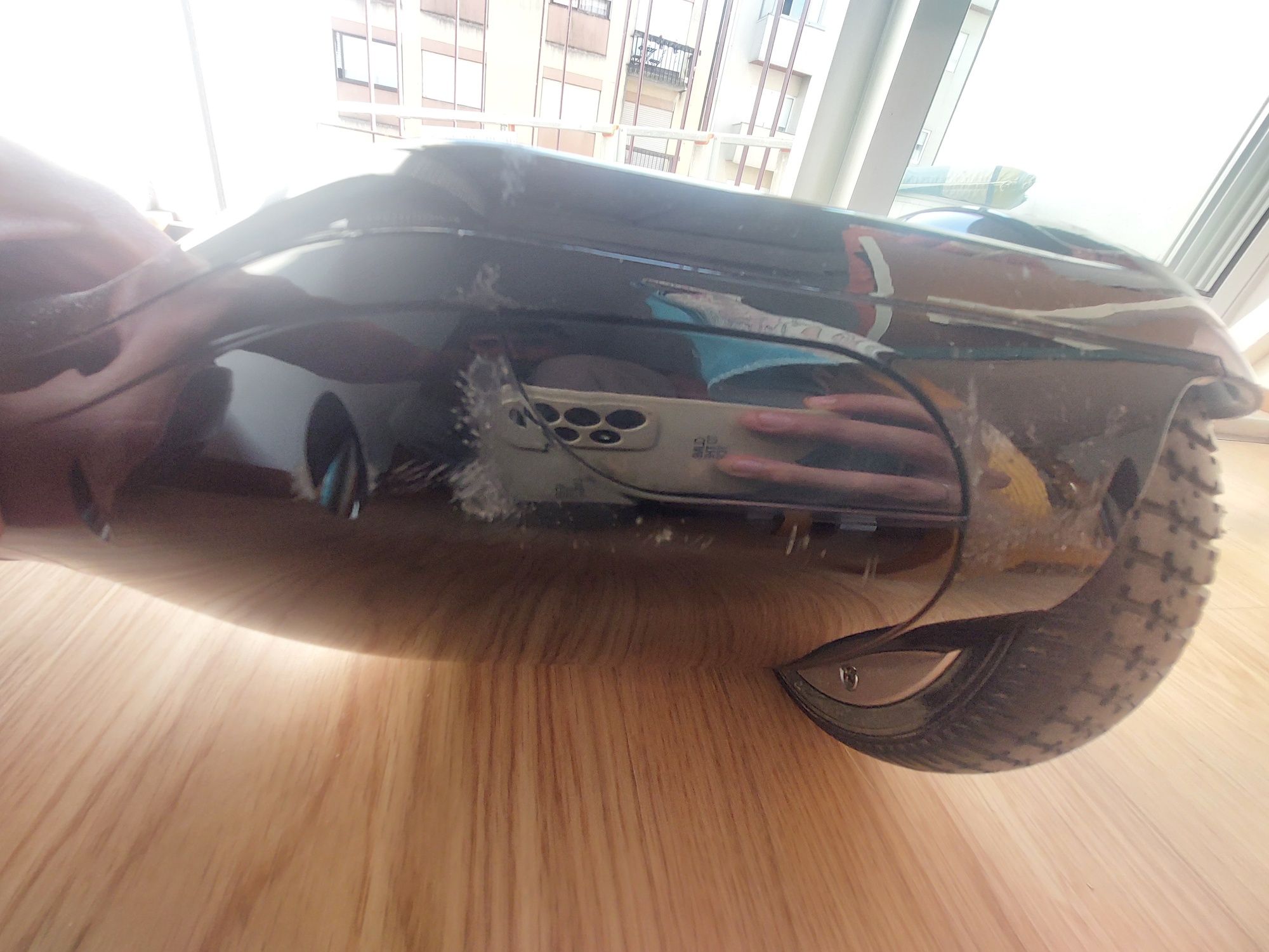 Hoverboard com alguns riscos