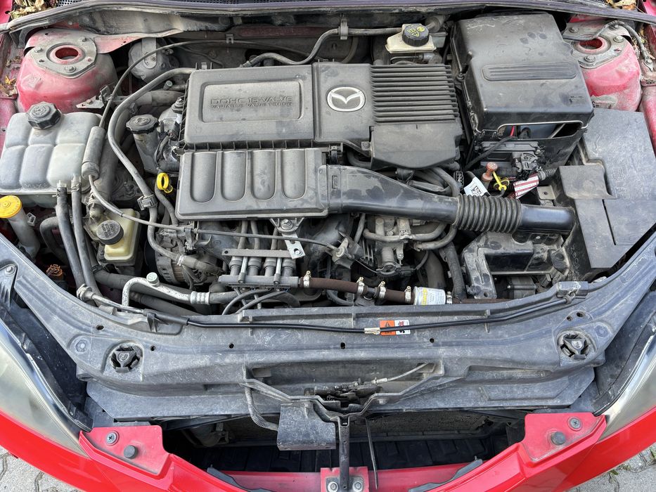 Mazda 3     1.6 газ/бензин