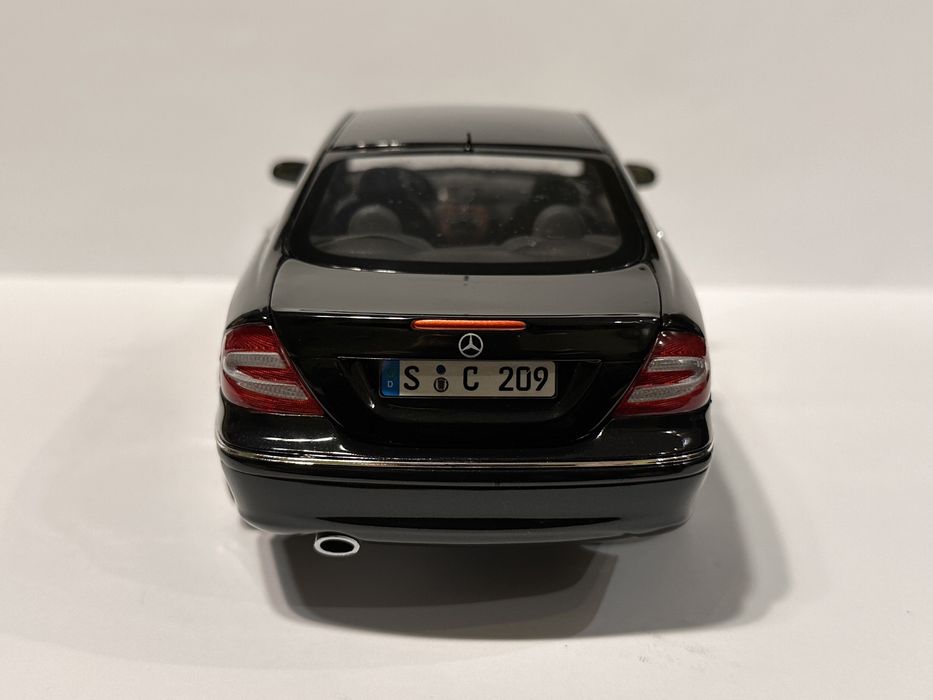Mercedes CLK coupe W209 1:18 Kyosho