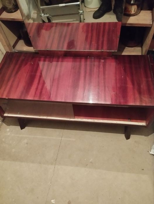 Трюмо в доброму стані