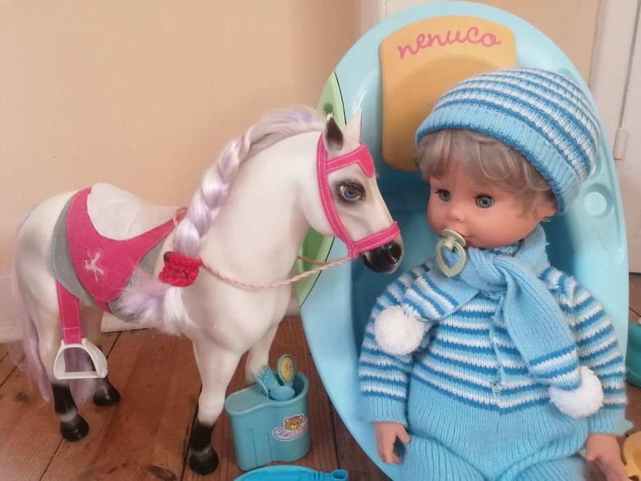 Nenuco com banheira e Pônei