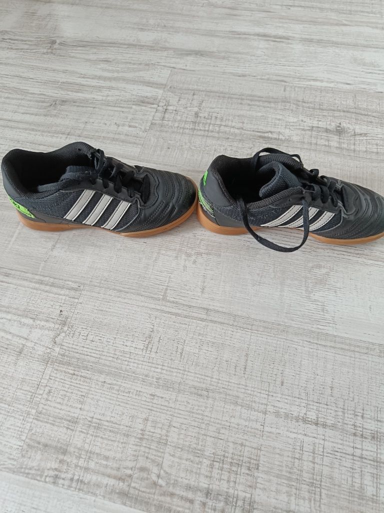 Halówki Adidas r.34