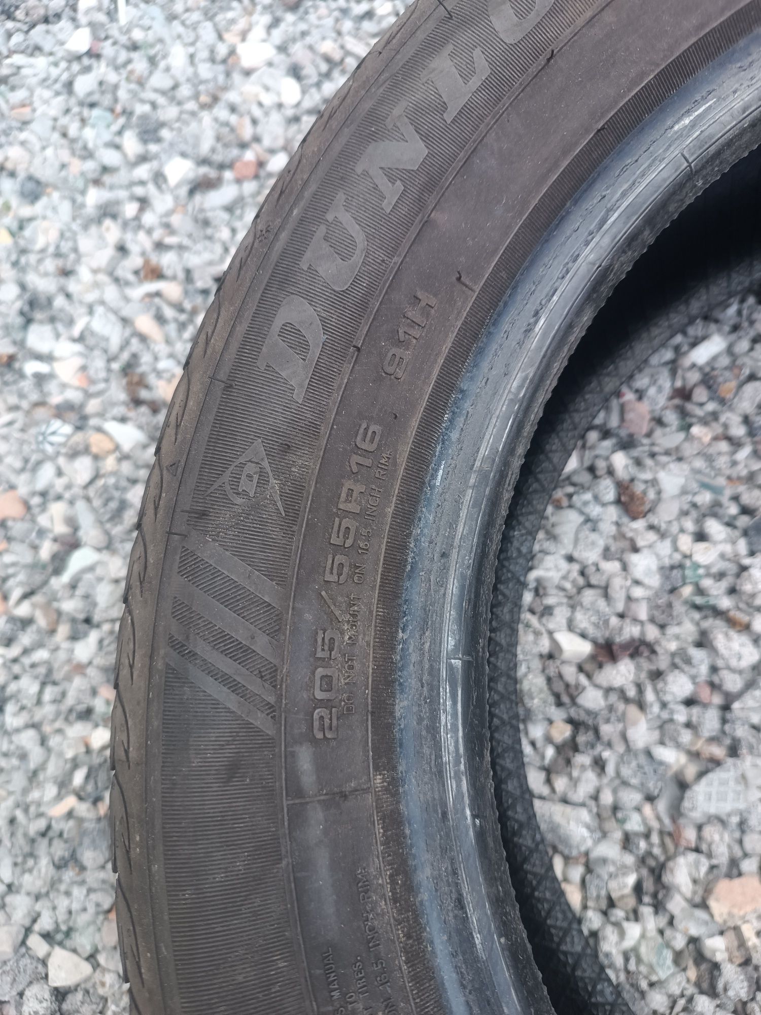 205/55R16 dwie opony zimowe Dunlop 2020r jak nowe
