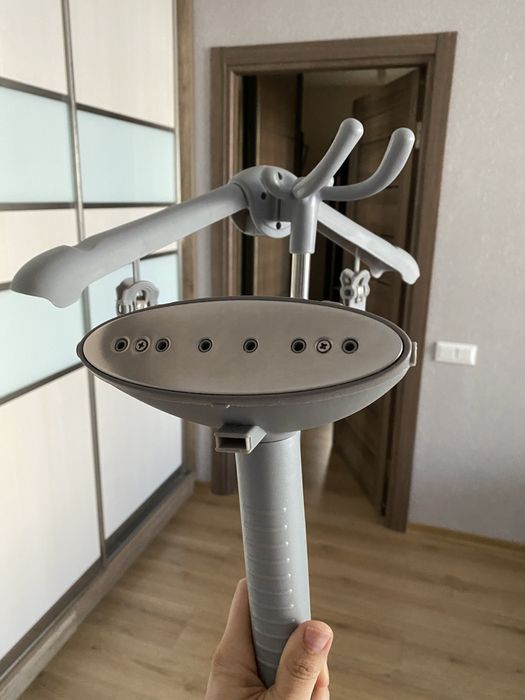Вертикальна парова праска HILTON HGS 2867