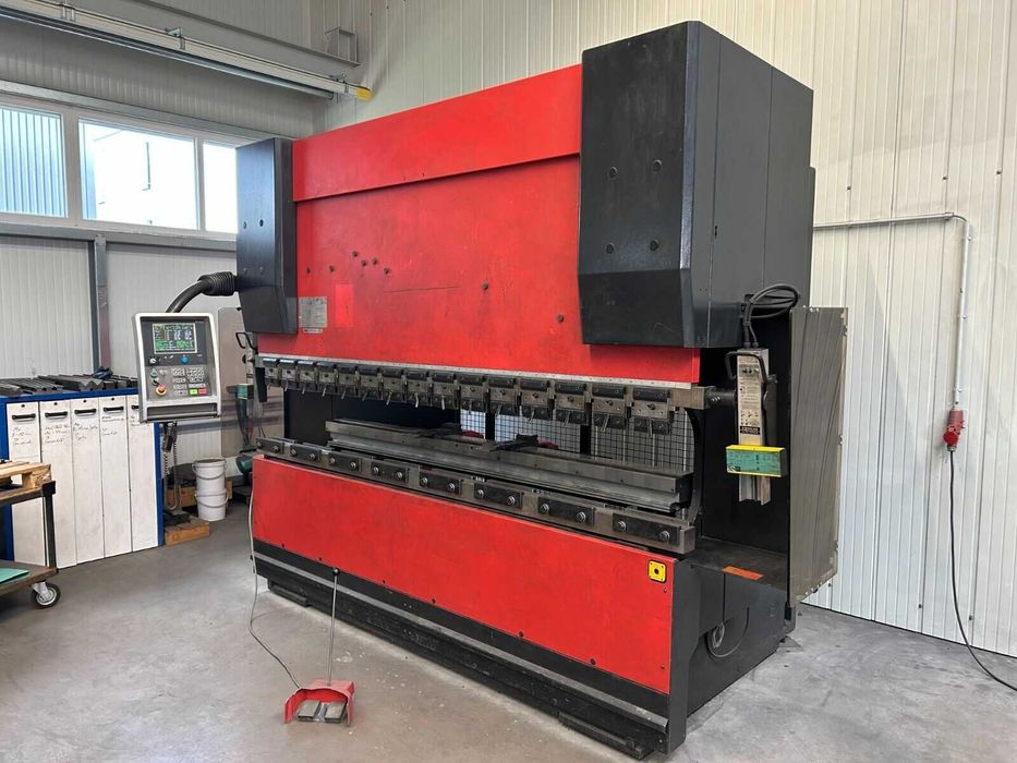 Листогиб, Пресс гибочный гидравлический с ЧПУ