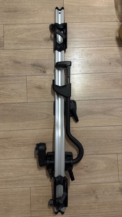 Dachowy bagażnik rowerowy BMW x4 dwa używane raz i dwa nowe. Cana/szt