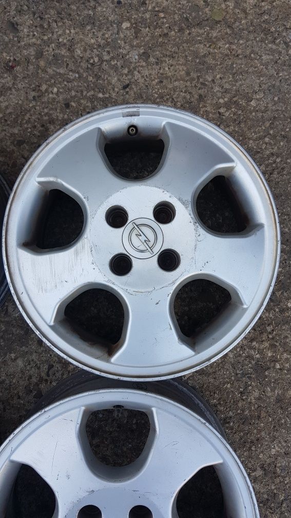 Felgi 15 4x100 Opel astra