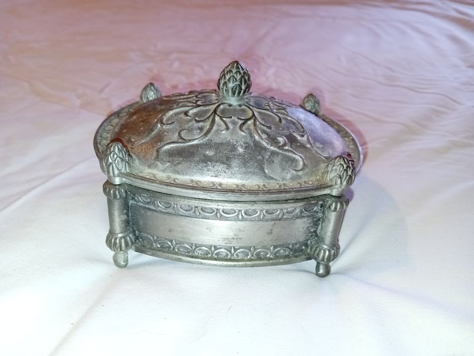 Guarda-Jóias Antigo