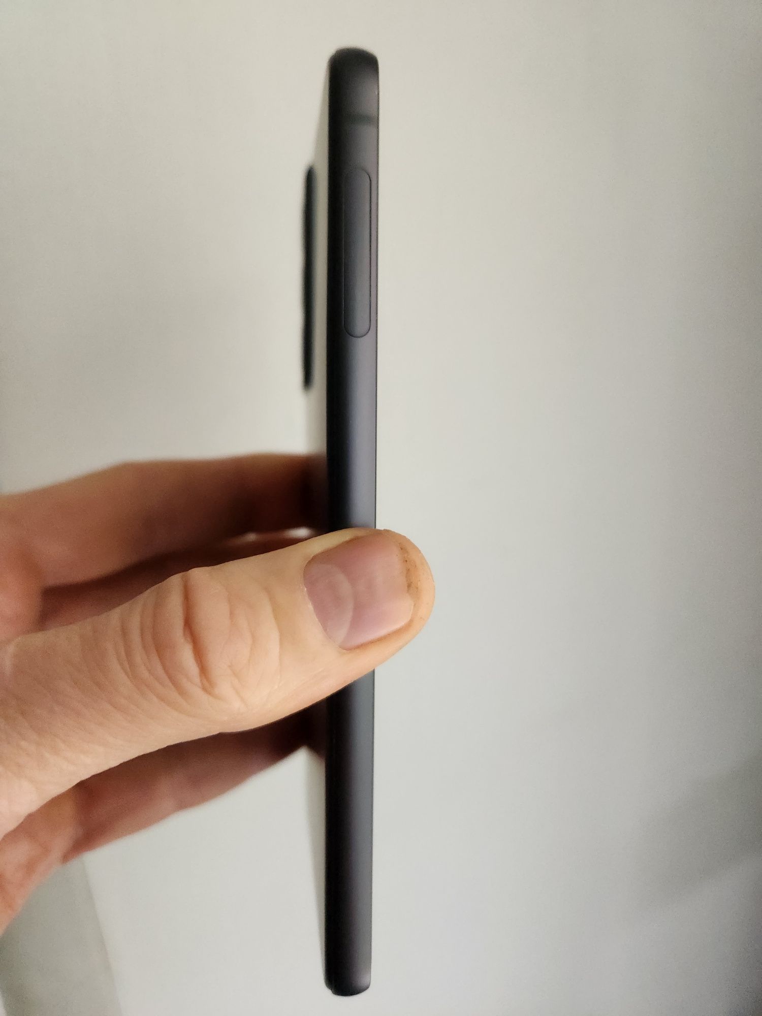 Samsung Galaxy S21 FE 5G Snapdragon Идеал не видит сим