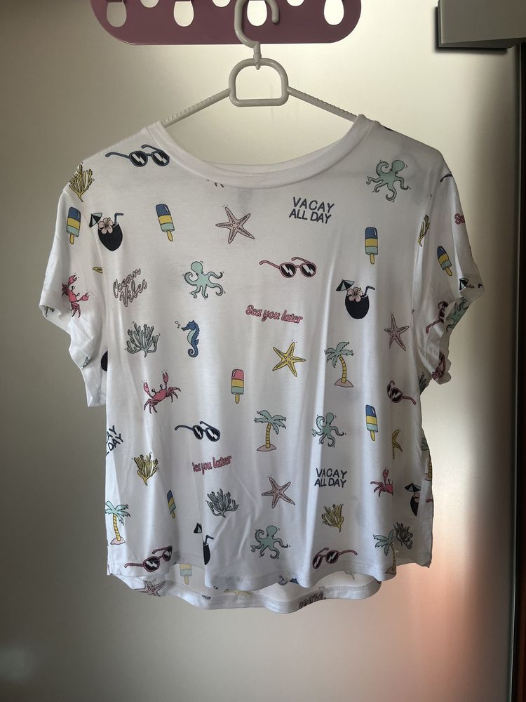 Biała koszulka z kolorowymi nadrukami H&M